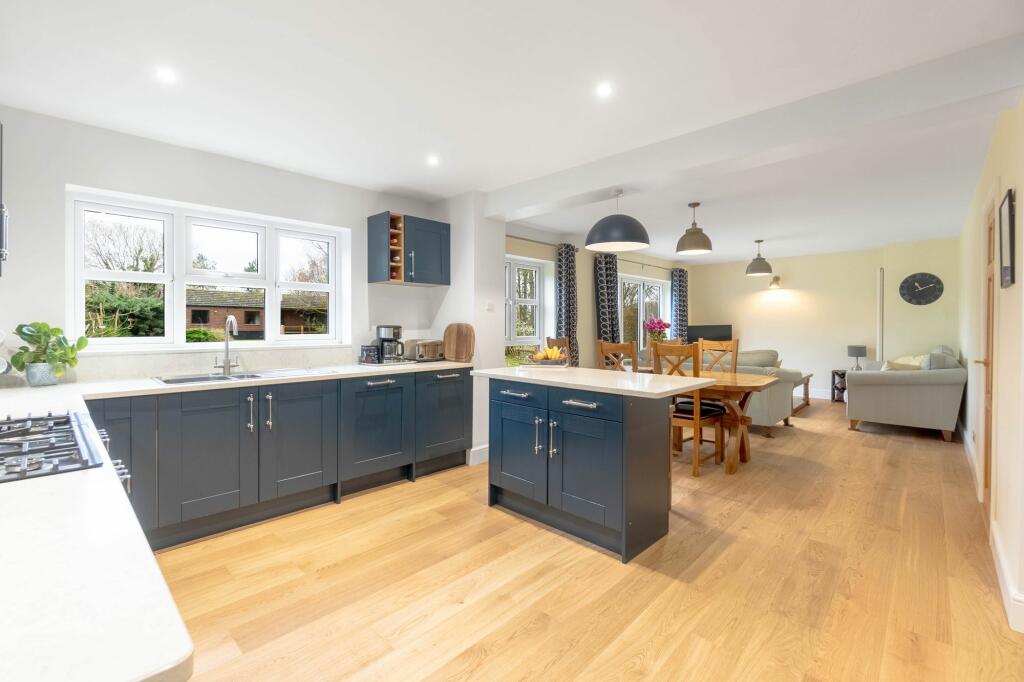 Additional image 38 of Rose & Crown Road, Swavesey, CB24