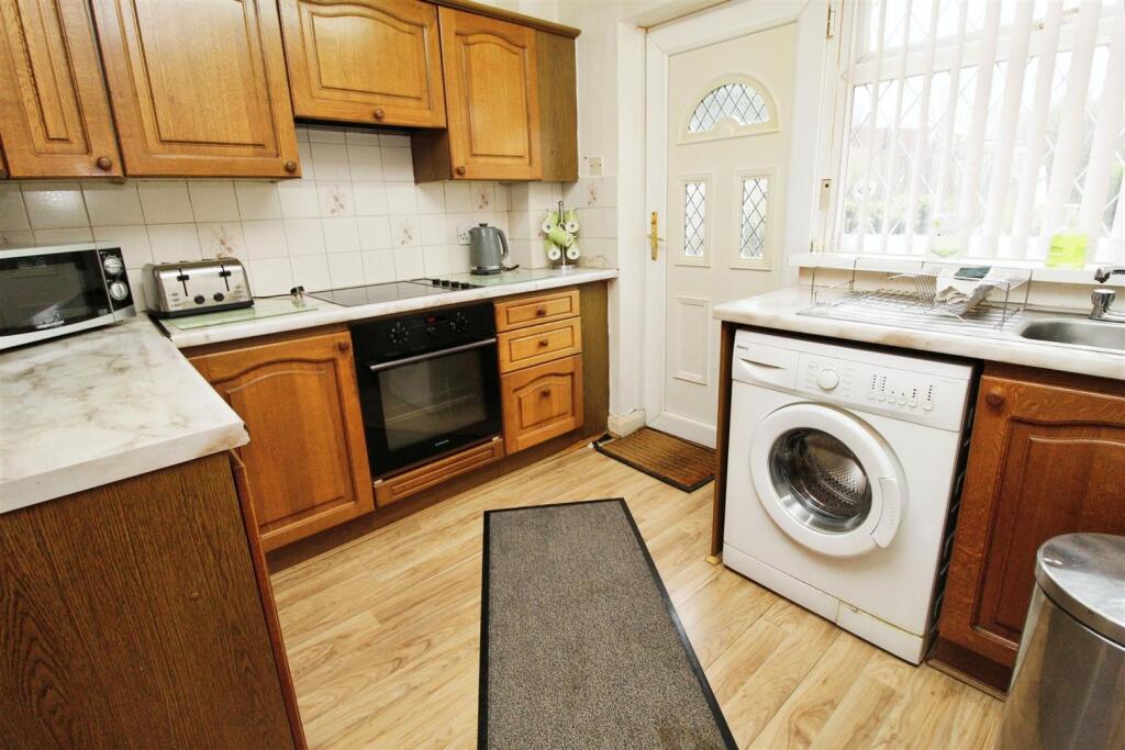Additional image 5 of Clayfield Drive, Bradford, BD7 4JA