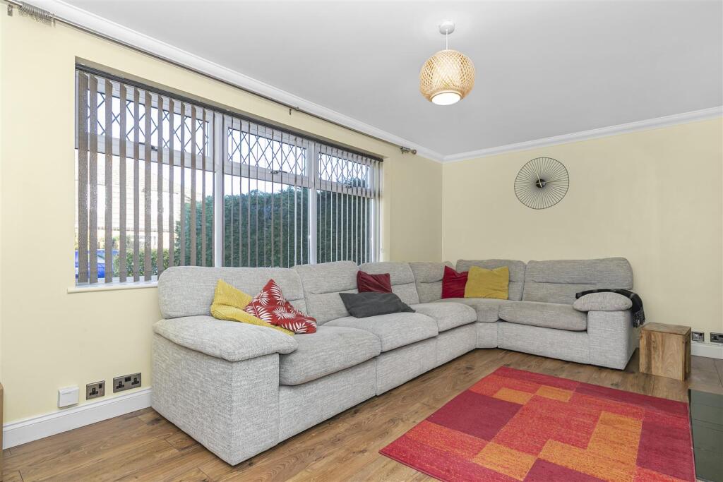 Additional image 4 of Mount Crescent, Winterbourne