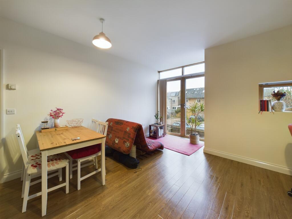 Additional image 4 of Flat 2 20 Occupation Road, Cambridge, Cambridgeshire