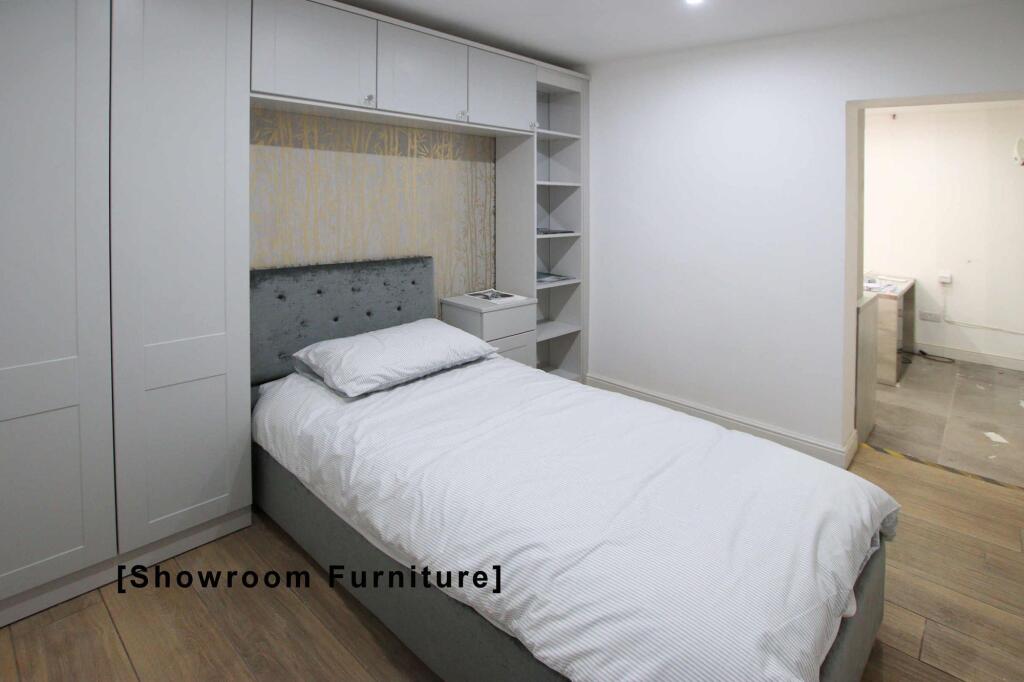 Additional image 4 of Masons Hill, Bromley, BR2