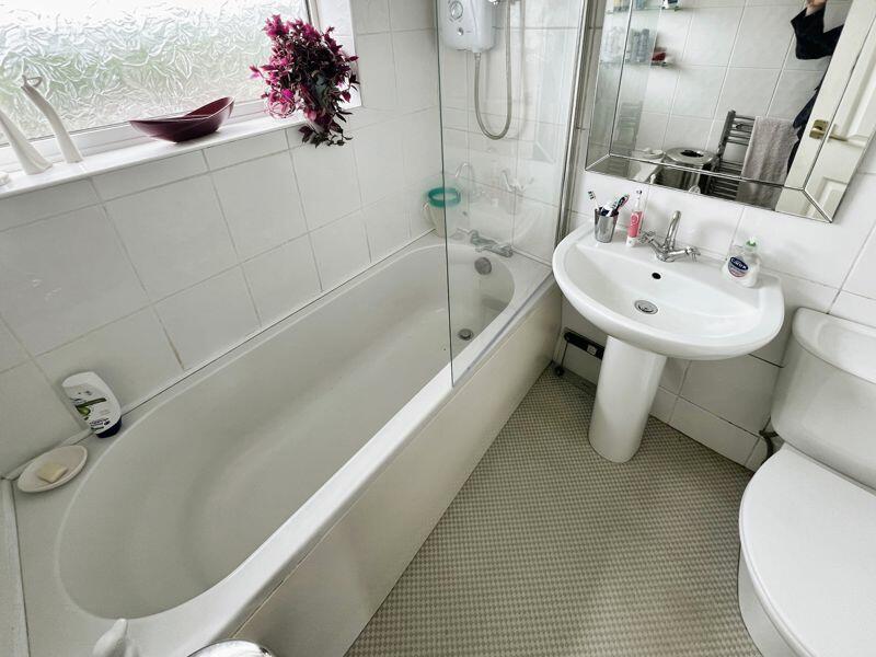 Additional image 11 of Little Stones Road, Egerton