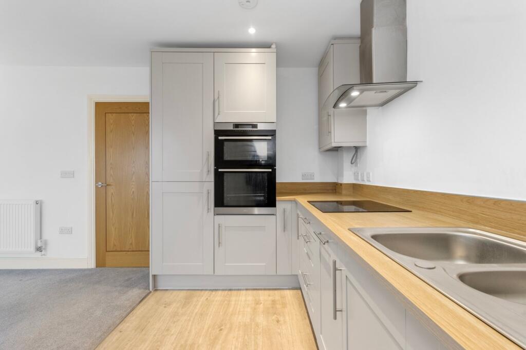 Additional image 19 of 63-66 Royal Parade, Eastbourne, BN22