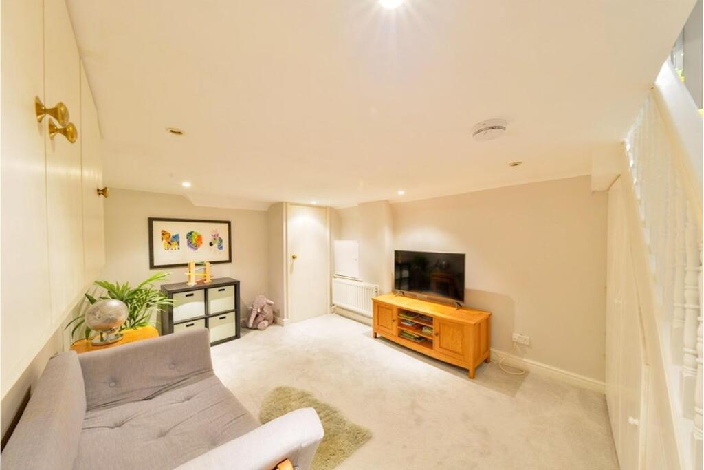 Additional image 8 of Oswald Road, St. Albans, AL1