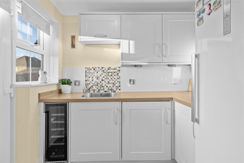 Additional image 11 of Arun Close, Stone Cross, Pevensey