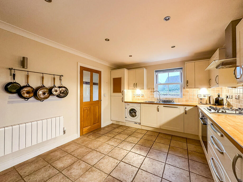 Additional image 5 of High Street, Girton