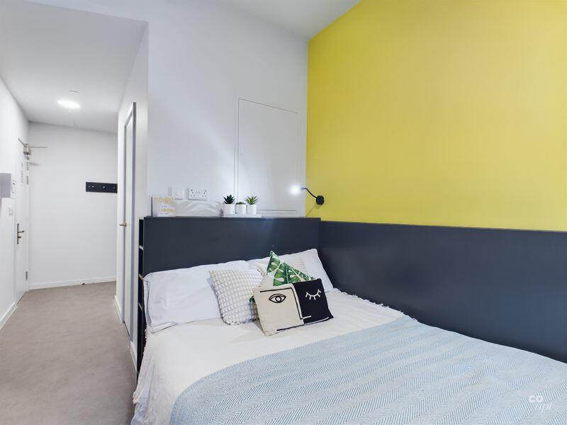 Additional image 5 of Ravilious House- Premium Ensuite Room