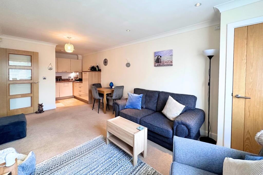 Additional image 9 of Lymington Road, Highcliffe, Dorset. BH23 5EB