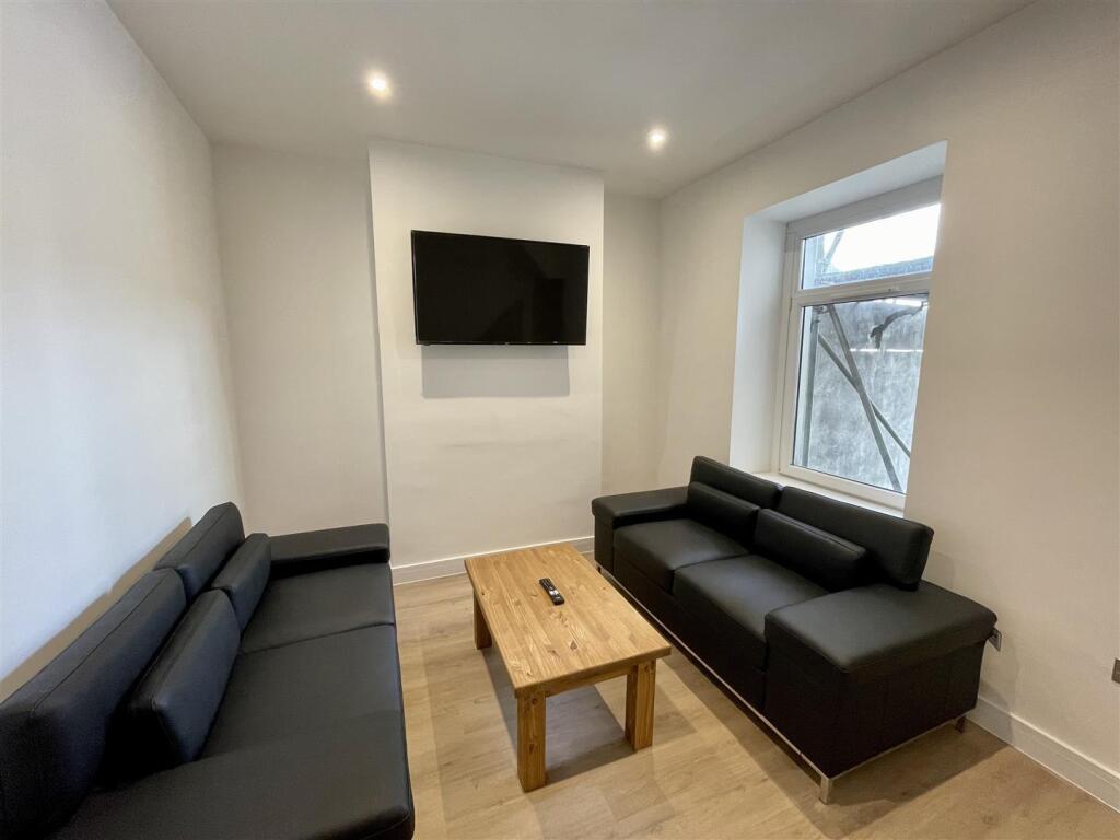 Additional image 3 of 4 BED HOUSE, BEDFORD STREET