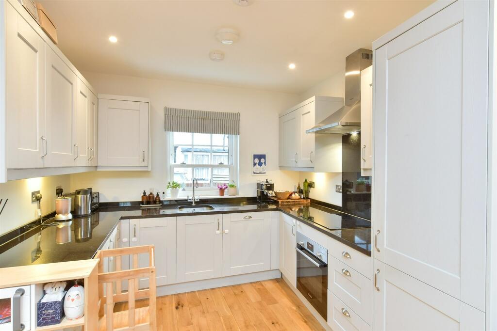 Additional image 6 of High Street, Portslade, East Sussex