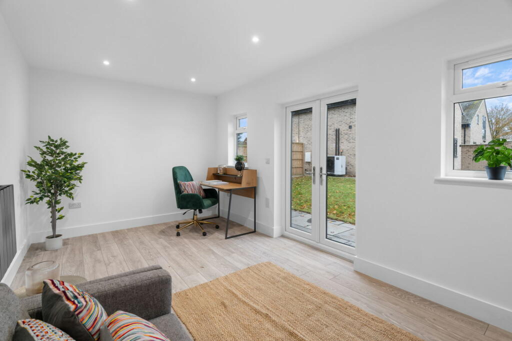 Additional image 22 of West Drive, Highfields Caldecote, Cambridge