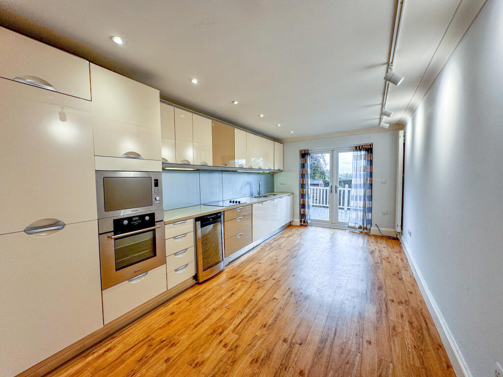 Additional image 7 of High Street, Newmarket, Suffolk