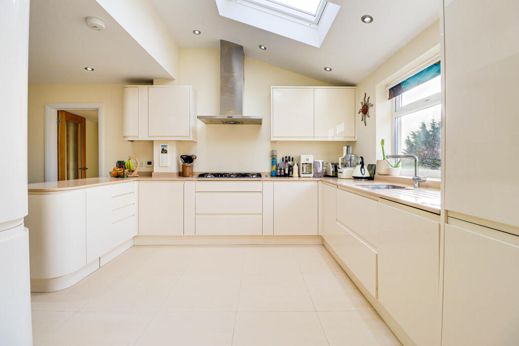 Additional image 3 of Noke Shot, Harpenden, Hertfordshire, AL5