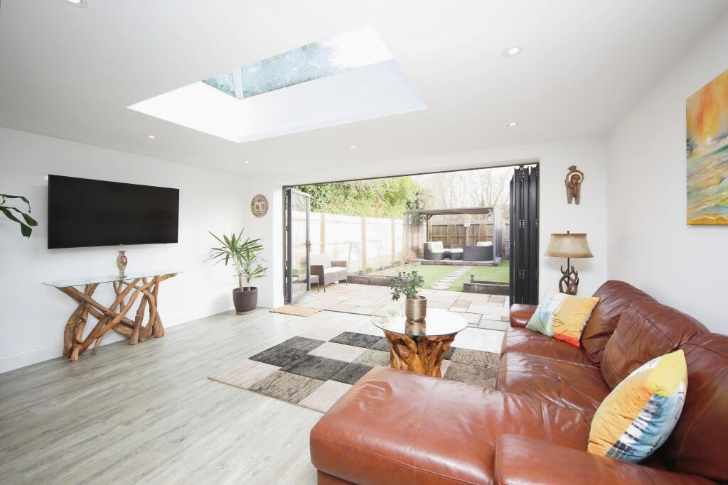 Additional image 22 of Westholme Road, Alcester, B50