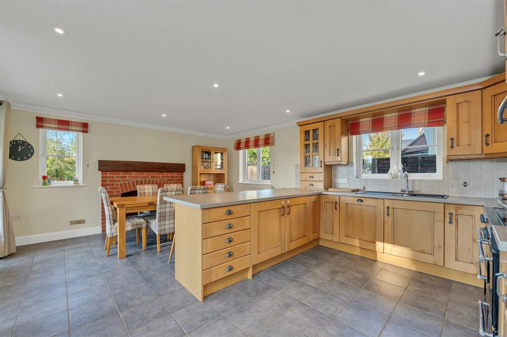 Additional image 5 of Clopton Park, Wickhambrook