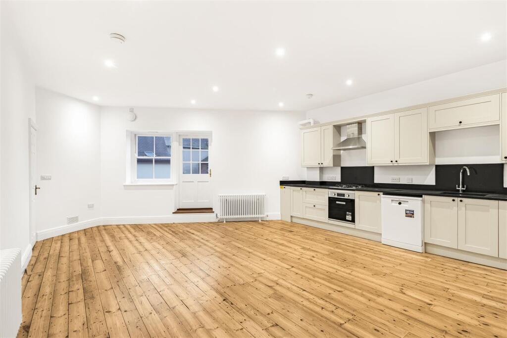 Additional image 16 of High Street, Newmarket