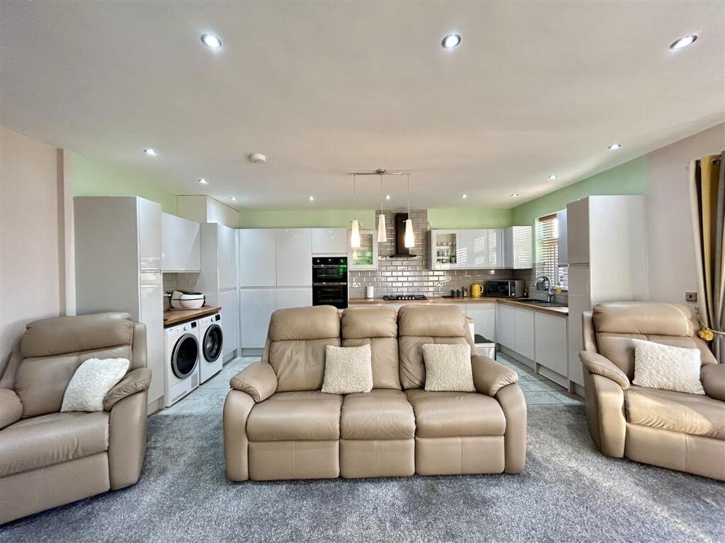 Additional image 6 of Bromsgrove Road, Hunnington, Halesowen