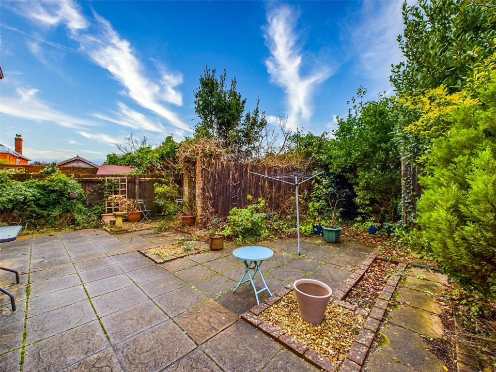 Additional image 15 of Salisbury Road, Christchurch, Dorset, BH23