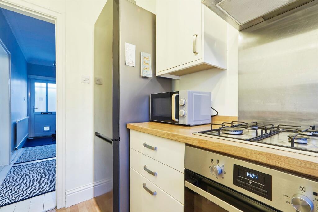 Additional image 7 of Lindisfarne Road, Shipley