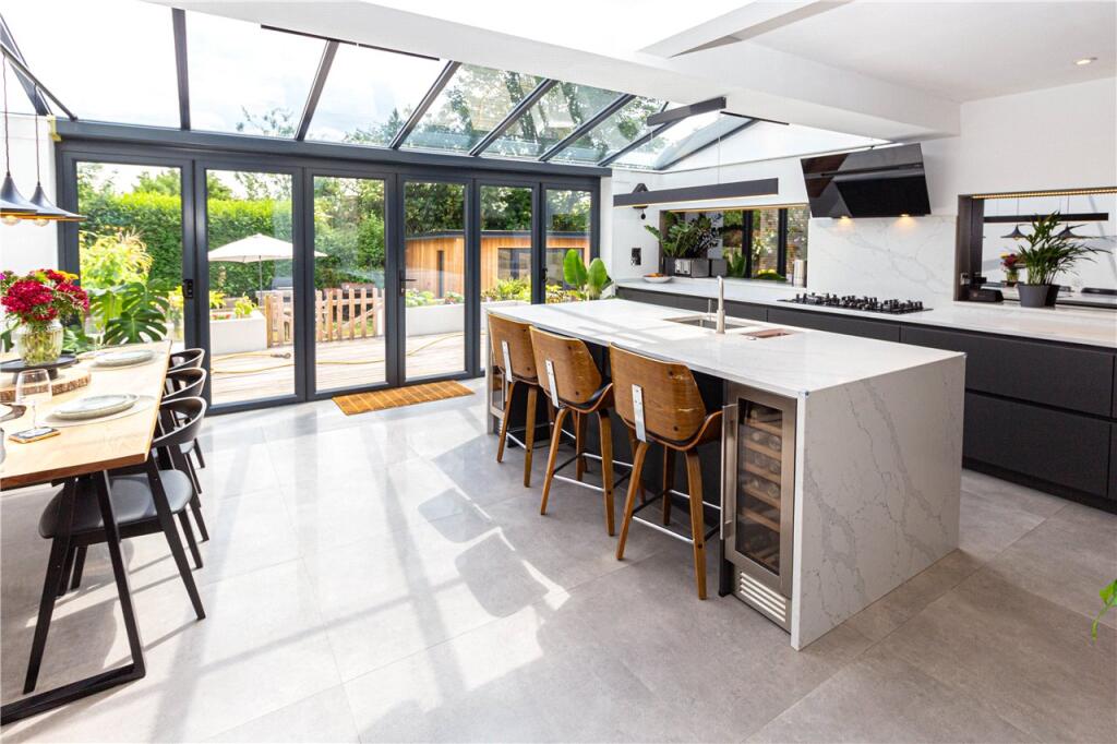 Additional image 24 of Porters Hill, Harpenden, Hertfordshire, AL5