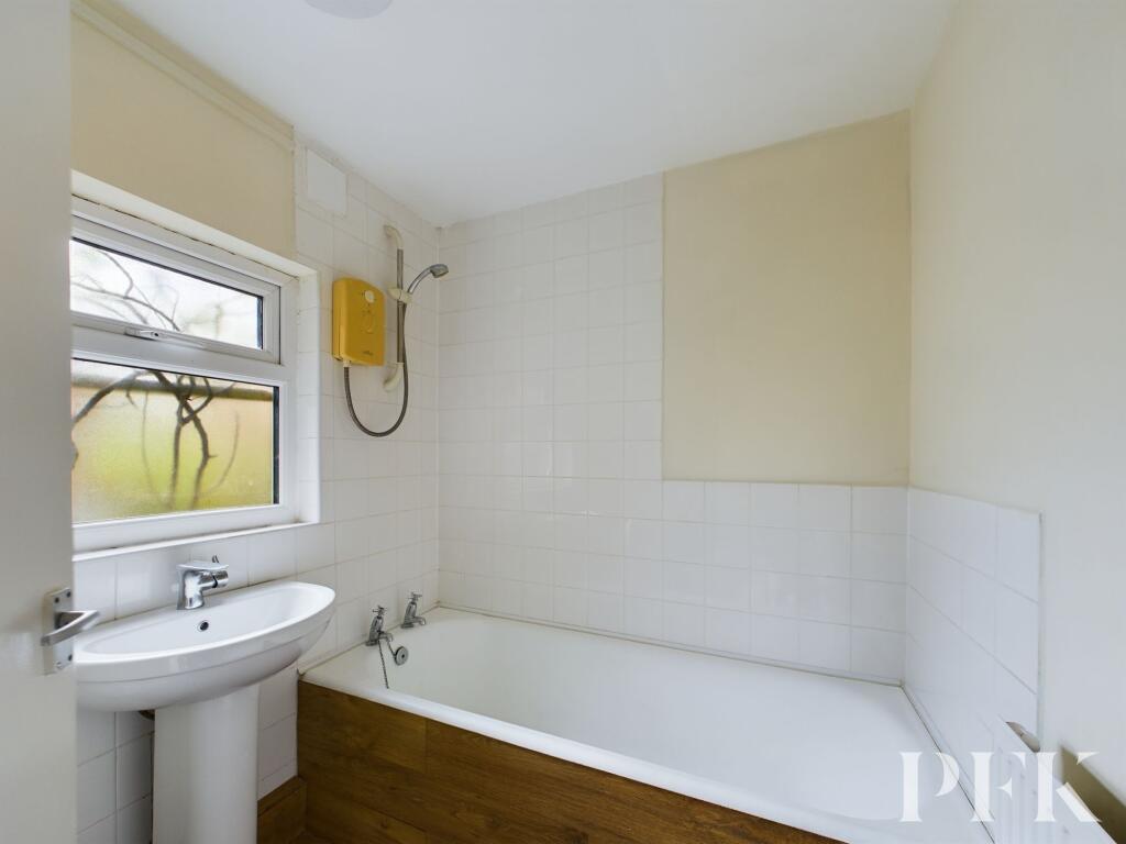 Additional image 7 of Boot, Holmrook, CA19