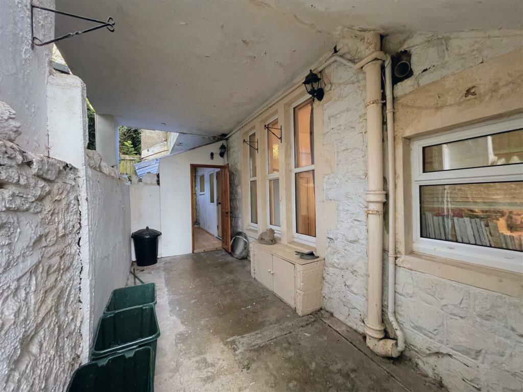 Additional image 5 of Elmhyrst Road, Weston super mare