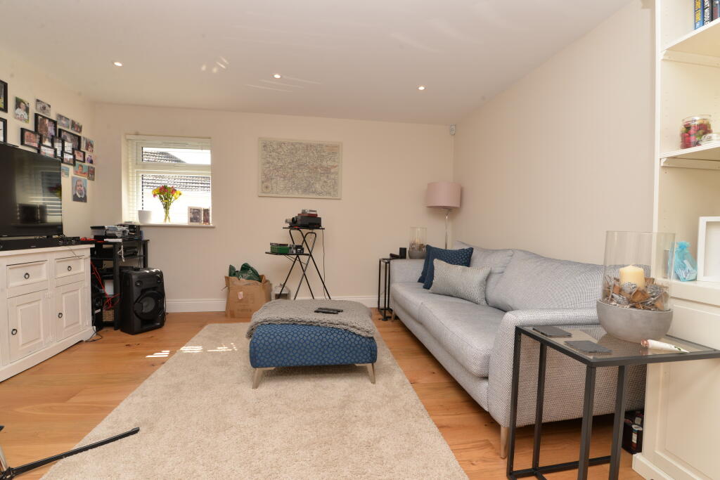 Additional image 10 of Barrs Wood Road, New Milton, Hampshire, BH25