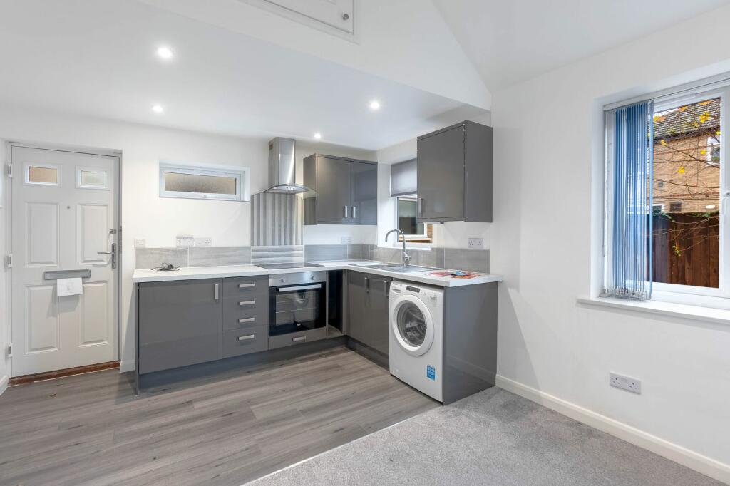 Additional image 22 of Chesterton Road, Cambridge, CB4