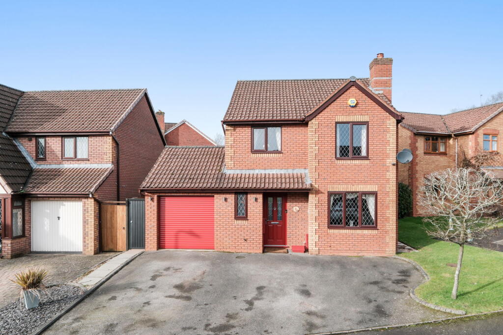 Buttercup Drive, Lickey End, Bromsgrove, B60 1GG