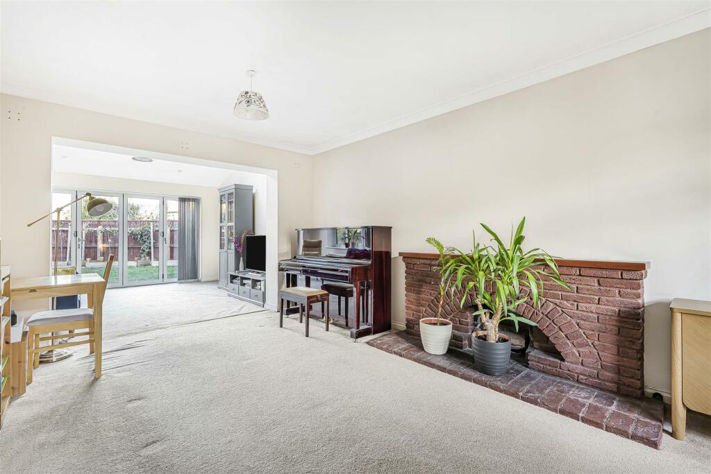 Additional image 4 of Harebell Close, Cambridge