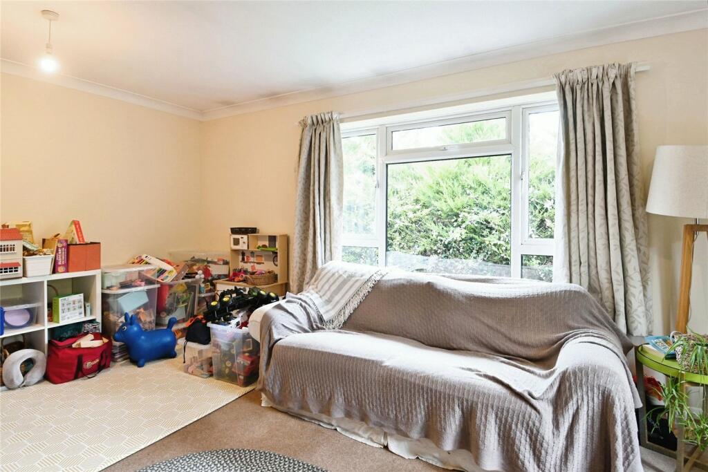 Additional image 5 of Willow Way, Hauxton, Cambridge, Cambridgeshire, CB22