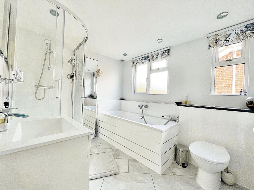 Additional image 11 of Central Avenue, Telscombe Cliffs, BN10 7NB