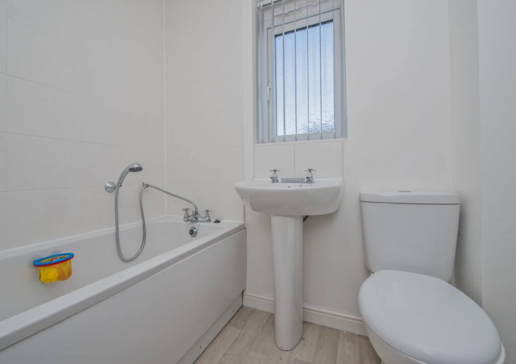 Additional image 11 of Calverley Crescent, Tyersal, Bradford, BD4