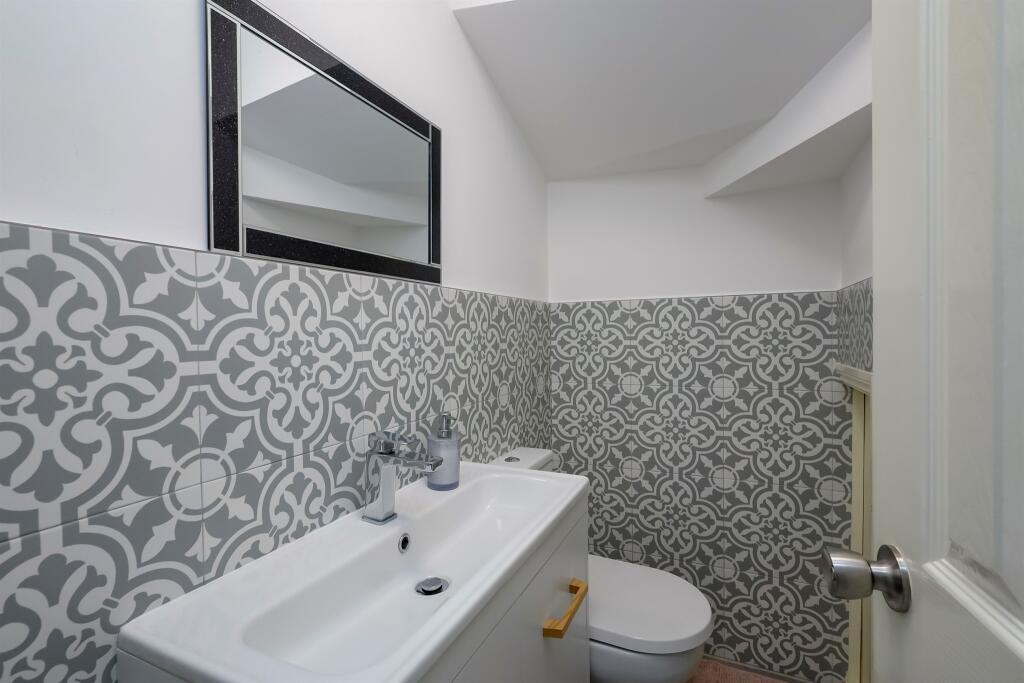 Additional image 42 of Vale Close, Seaford