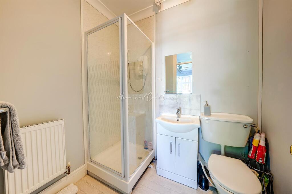 Additional image 31 of Lake Road West, Cardiff