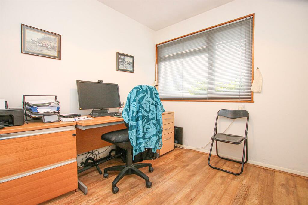 Additional image 8 of Holland Park, Cheveley, Newmarket