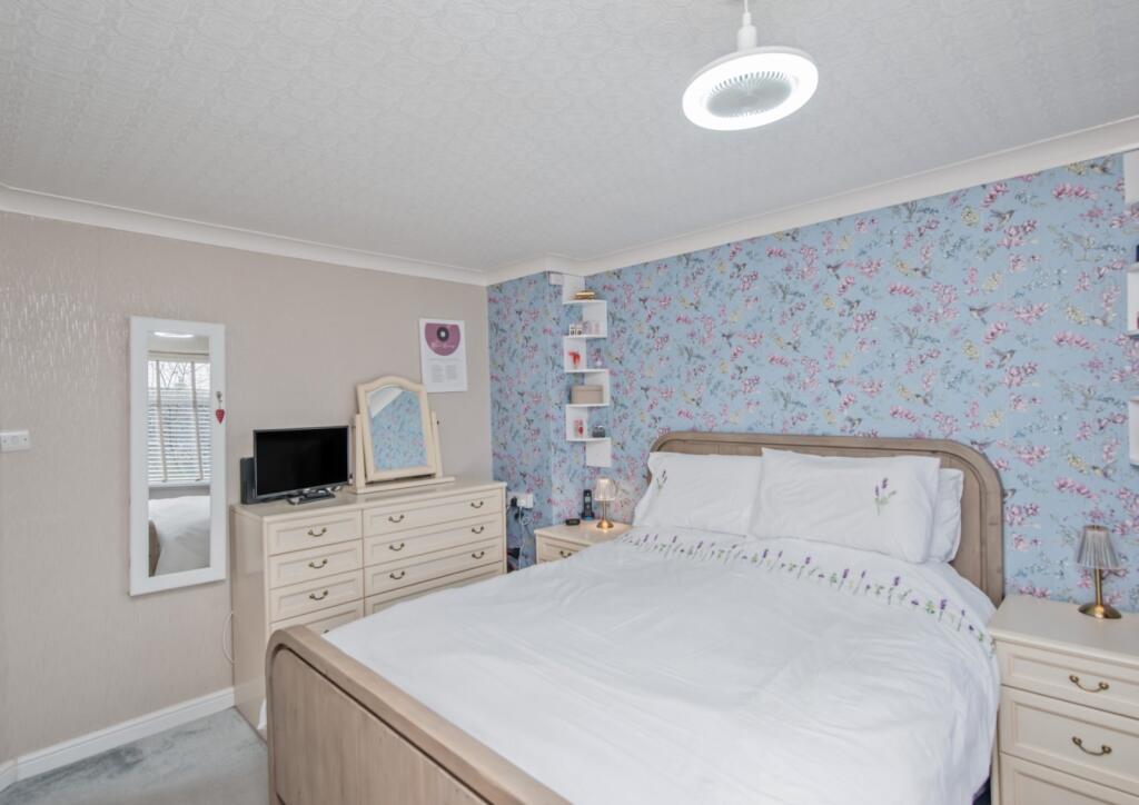 Additional image 17 of Back Lane, Queensbury, Bradford, BD13