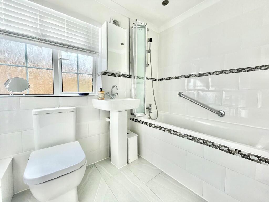 Additional image 10 of Kings Drive, Eastbourne, East Sussex, BN21