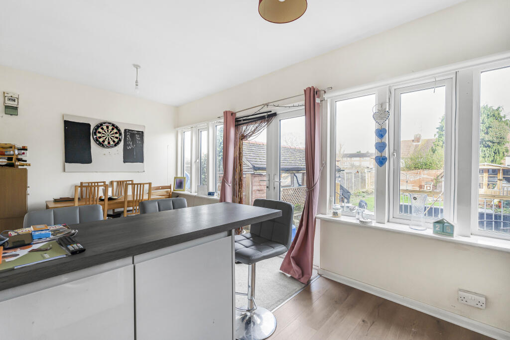 Additional image 6 of Meadway, Welwyn Garden City, AL7