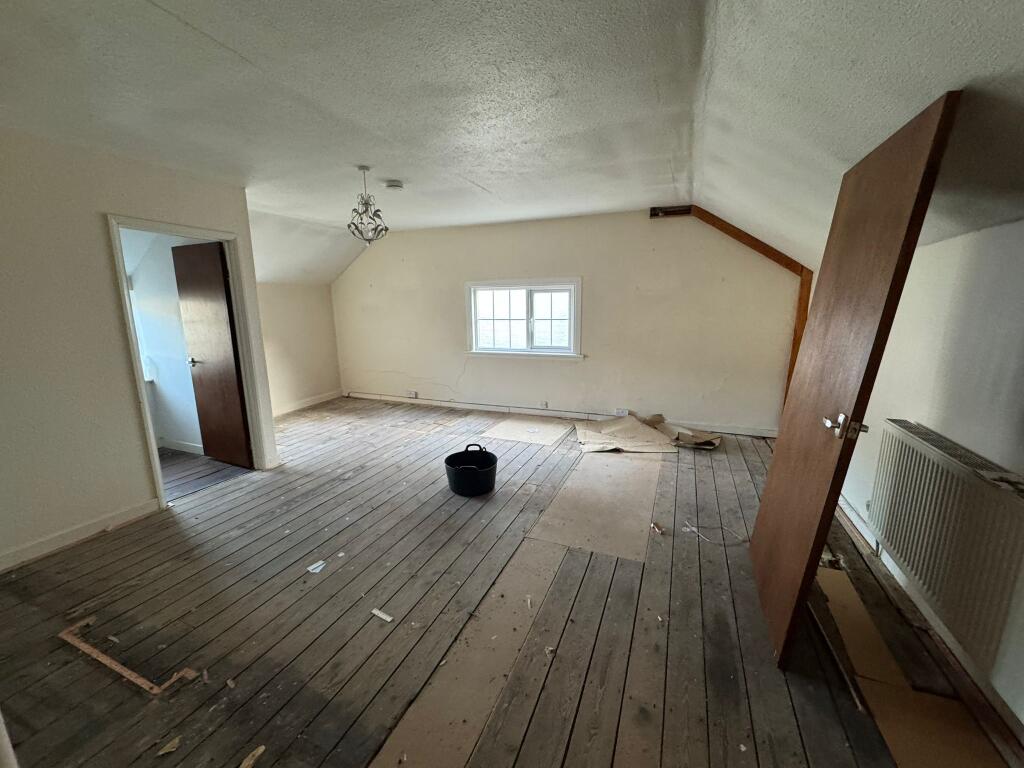 Additional image 6 of 1 Crampton Cottages, Park Lane, Newmarket, Suffolk CB8 8AX