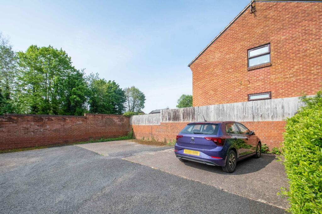 Additional image 12 of Rangeworthy Close, Walkwood, Redditch, Worcestershire, B97