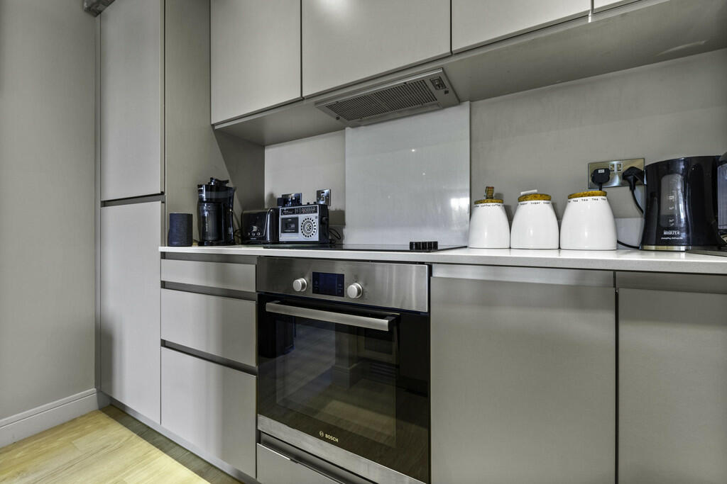 Additional image 13 of St Winefrides, Romilly Crescent