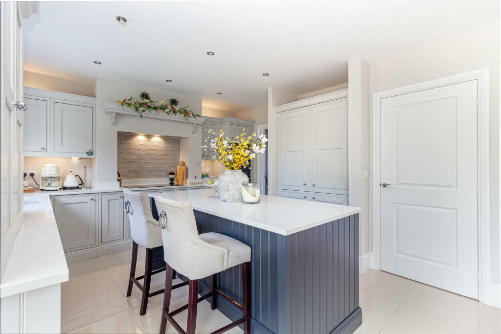 Additional image 29 of Platform Road, Aston Fields, Bromsgrove