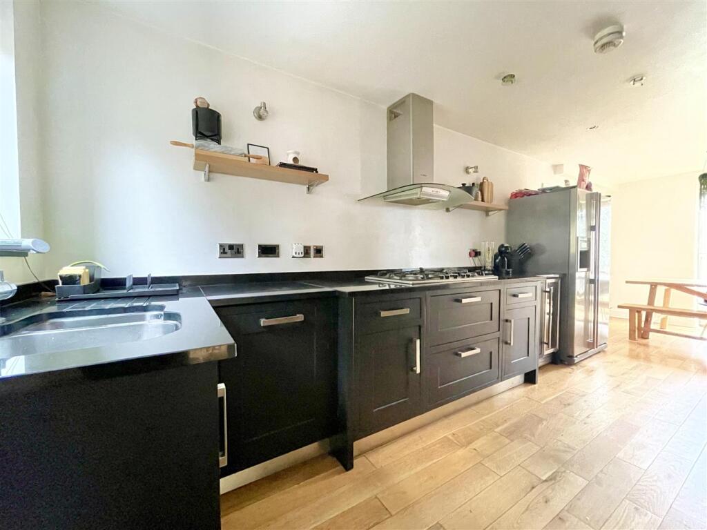 Additional image 5 of Littlemoor Bradford