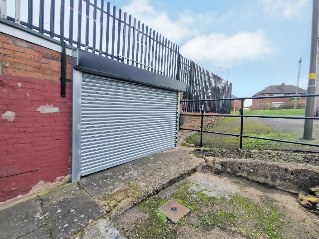 Coombes Lane, Birmingham, B31