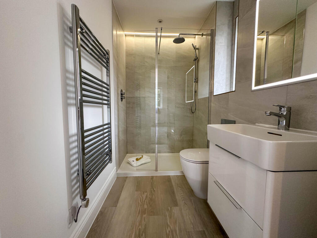 Additional image 31 of Hayfield Lodge, New Road, Over, CB24