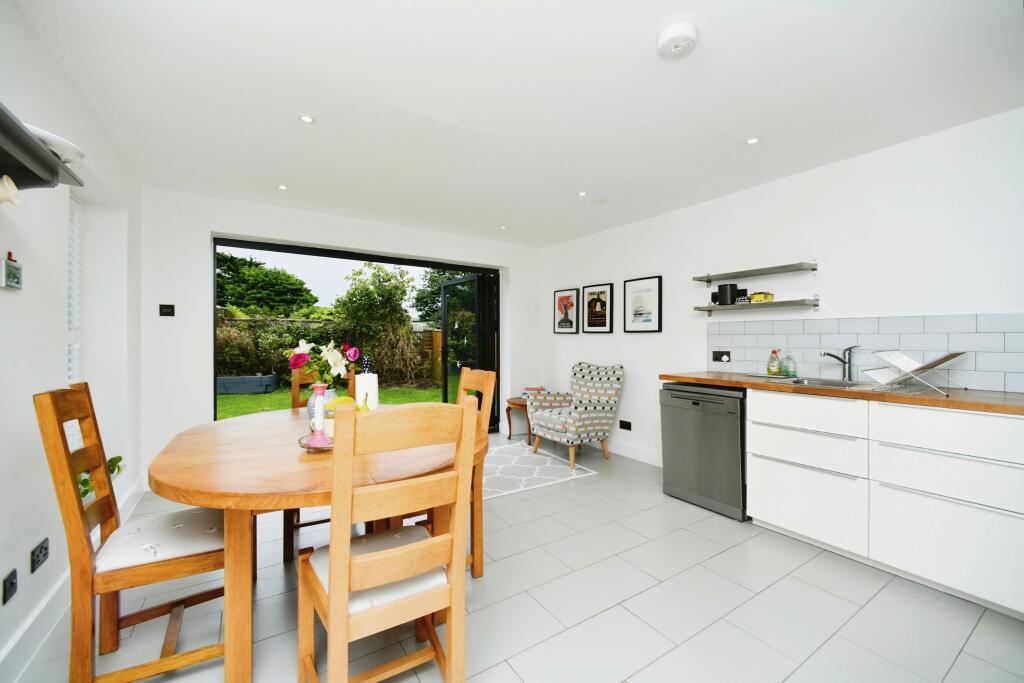 Additional image 3 of Longridge Avenue, Saltdean, Brighton, East Sussex, BN2