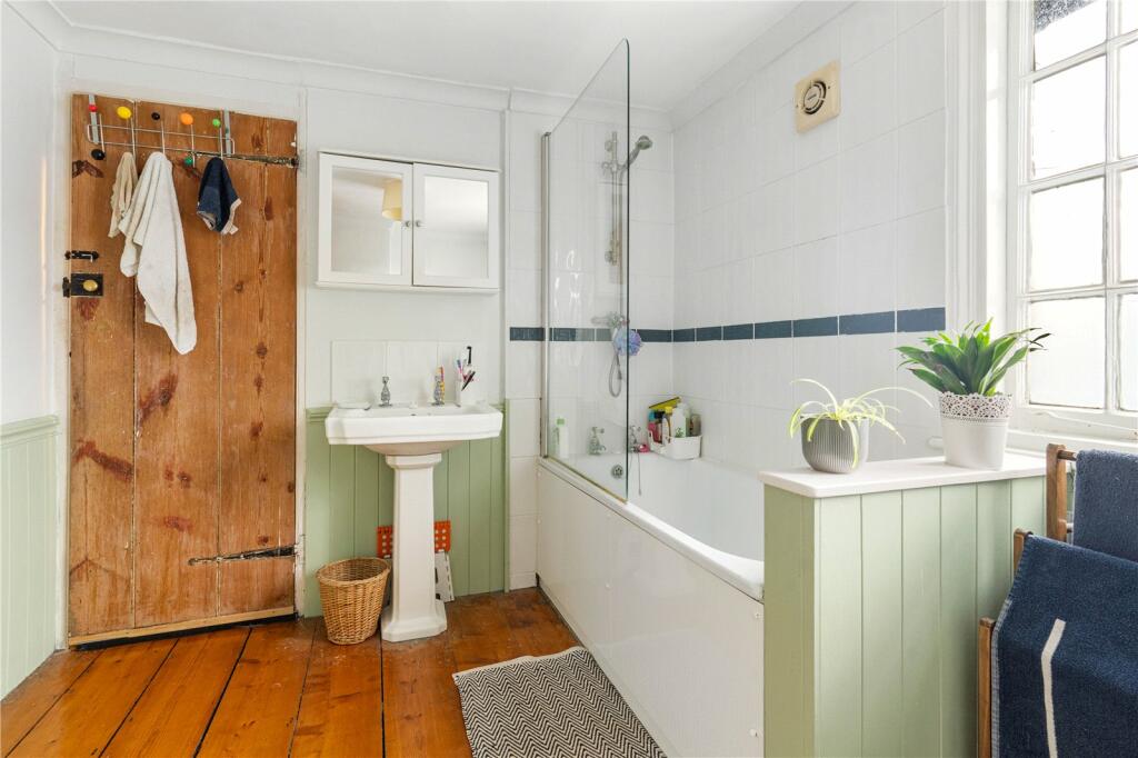 Additional image 7 of Alpha Place, Saffron Walden, Essex, CB11