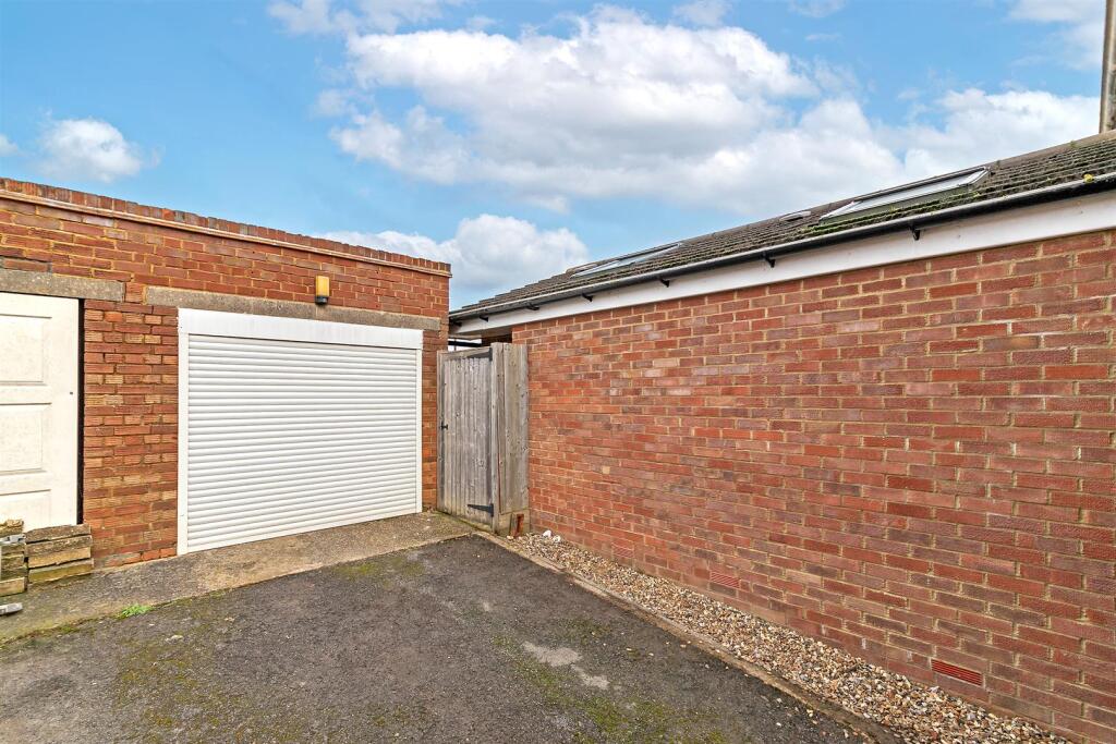 Additional image 28 of Saxon Road, Wheathampstead, St. Albans