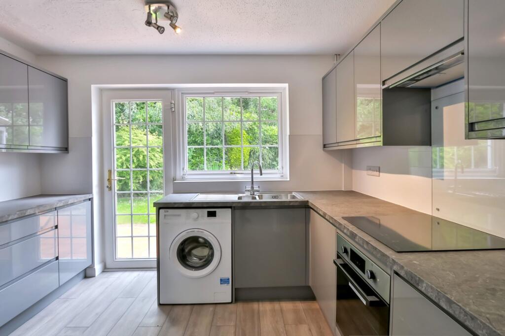 Additional image 6 of South Western Crescent, Whitecliff, Poole, Dorset, BH14